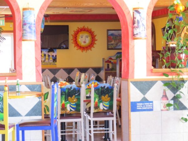 La Carreta Inside, tables and chairs